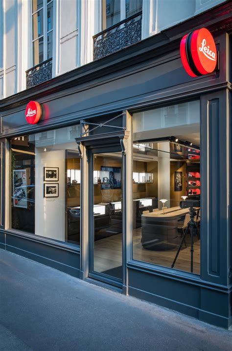 Leica Store Paris Rive Gauche .